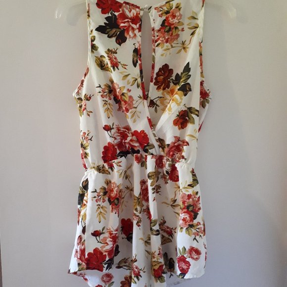 Floral Romper - Picture 3 of 4